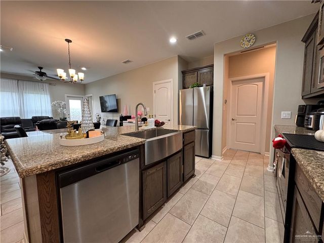 1306 E Sonador S Drive, Edinburg, TX 78542