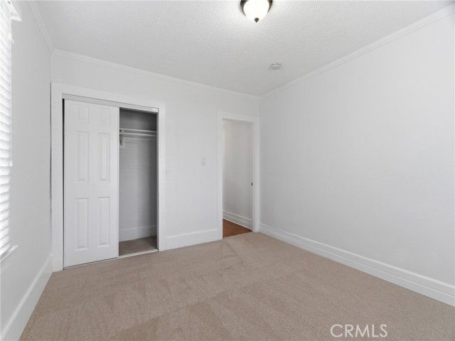 5712 5th Avenue, Los Angeles, CA 90043