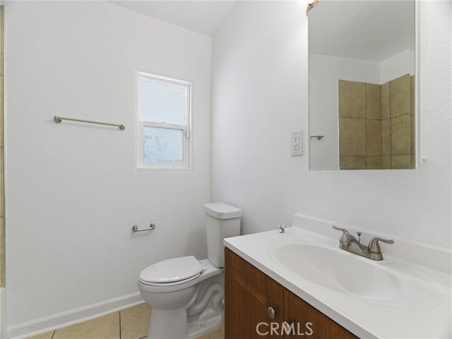 5712 5th Avenue, Los Angeles, CA 90043