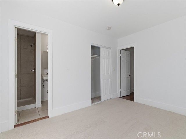 5712 5th Avenue, Los Angeles, CA 90043