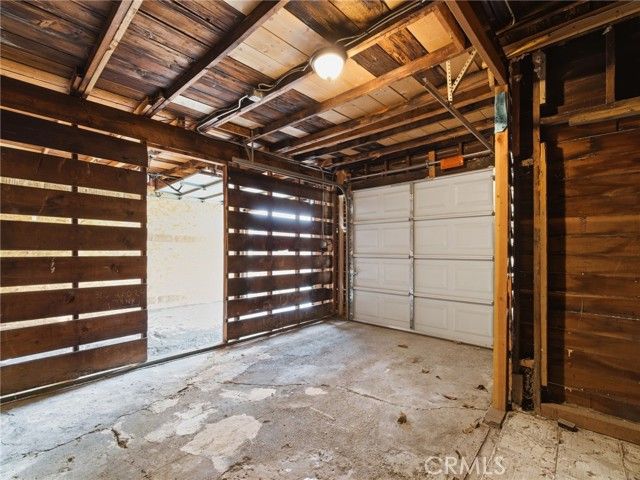 5712 5th Avenue, Los Angeles, CA 90043