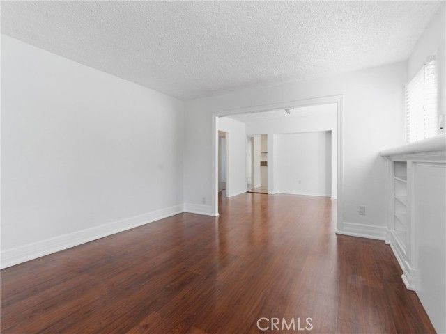 5712 5th Avenue, Los Angeles, CA 90043