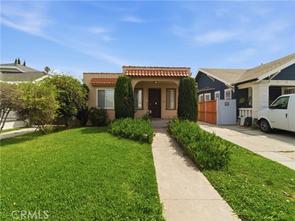 5712 5th Avenue, Los Angeles, CA 90043