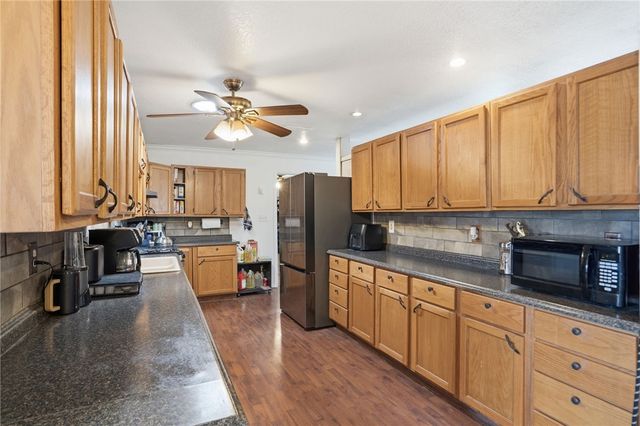 16436 Low Gap Road, West Fork, AR 72774