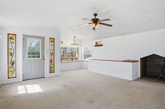 16436 Low Gap Road, West Fork, AR 72774