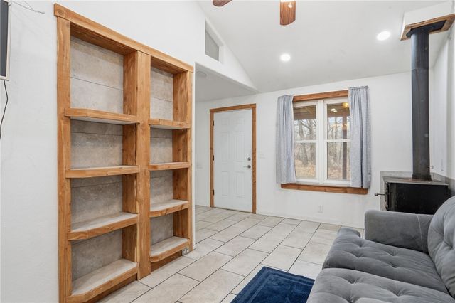 16436 Low Gap Road, West Fork, AR 72774