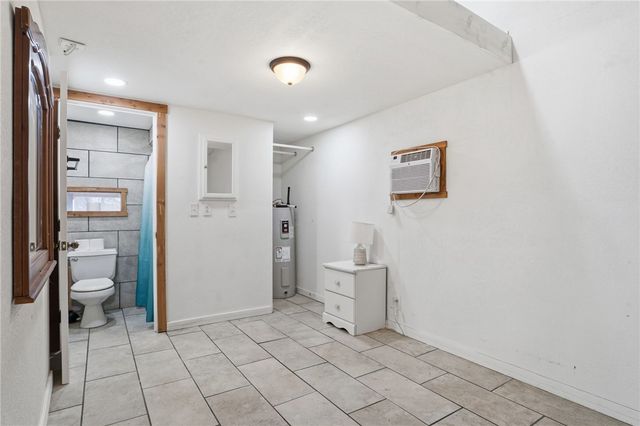 16436 Low Gap Road, West Fork, AR 72774