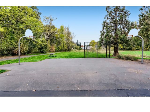 14465 Nw PIONEER PARK Way, Beaverton, OR 97006