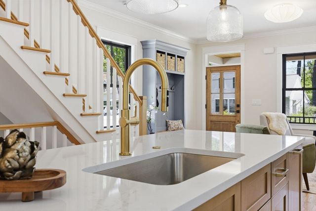33 Landy Ave, Northampton, MA 01062