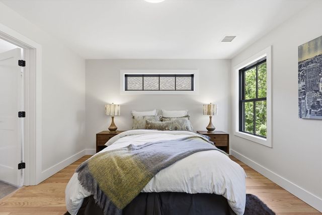 33 Landy Ave, Northampton, MA 01062
