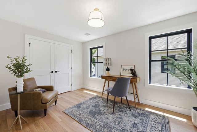 33 Landy Ave, Northampton, MA 01062