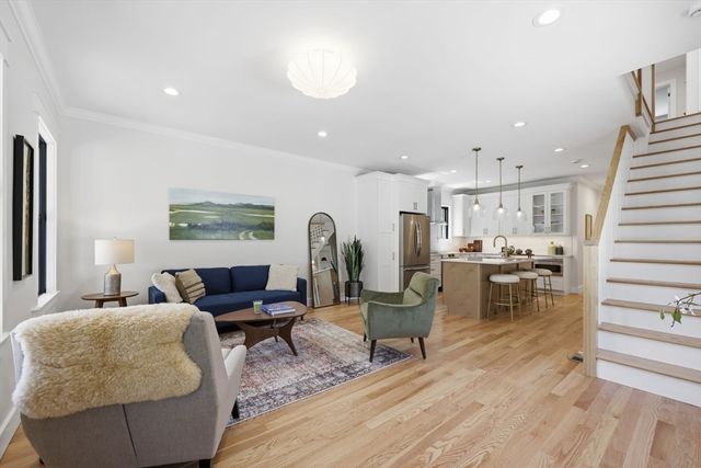 33 Landy Ave, Northampton, MA 01062