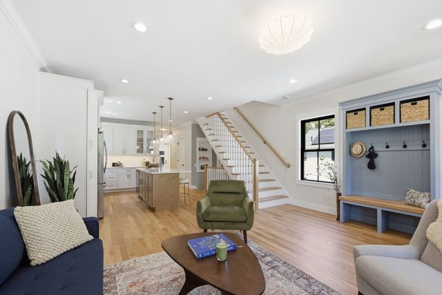33 Landy Ave, Northampton, MA 01062