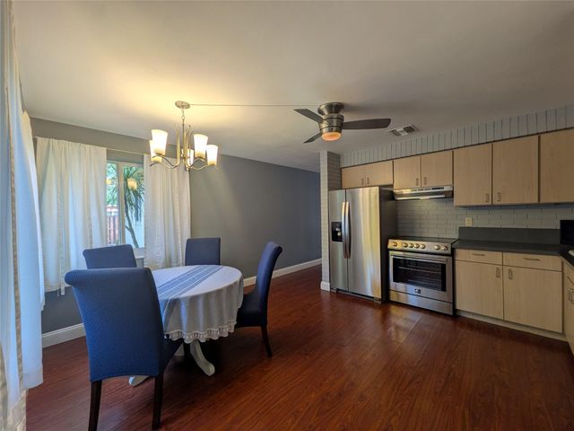 9401 SW 53rd Street, Cooper City, FL 33328