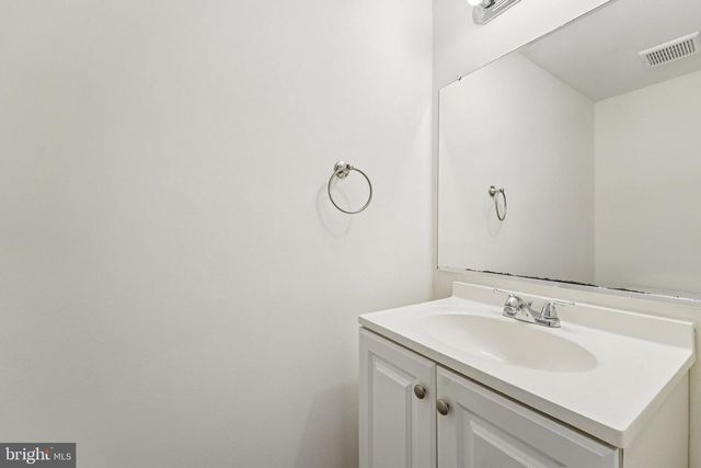 6526 WOODGREEN CIR, Baltimore, MD 21207