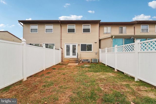 6526 WOODGREEN CIR, Baltimore, MD 21207