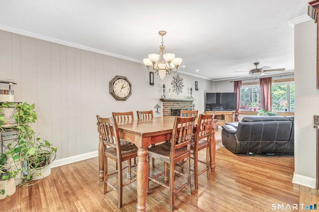 279 Pastors Walk, Monroe, CT 06468