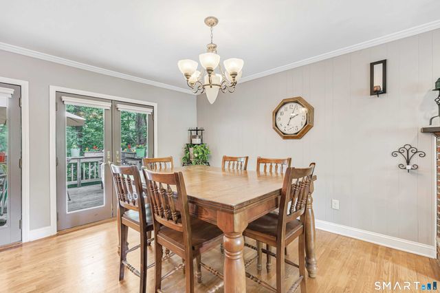 279 Pastors Walk, Monroe, CT 06468