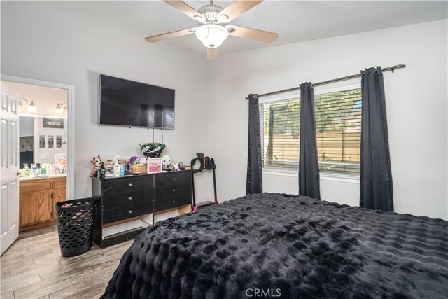 2811 E La Vida Drive, Lancaster, CA 93535