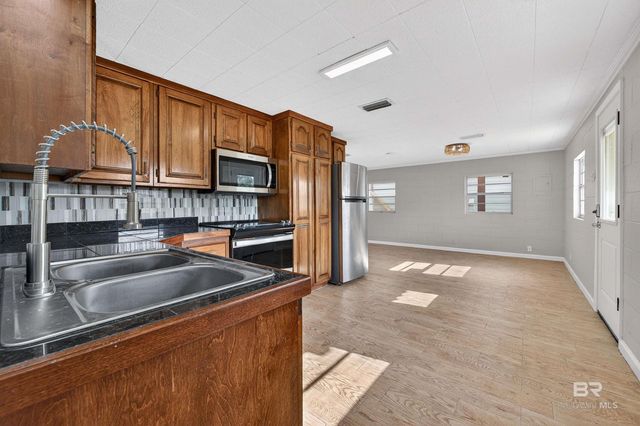 5560 Bay la Launch Avenue, Orange Beach, AL 36561