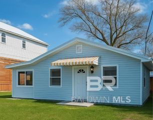 5560 Bay la Launch Avenue, Orange Beach, AL 36561