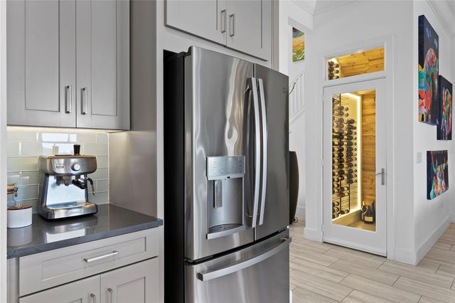 916 SEAGRAPE DRIVE, Ruskin, FL 33570