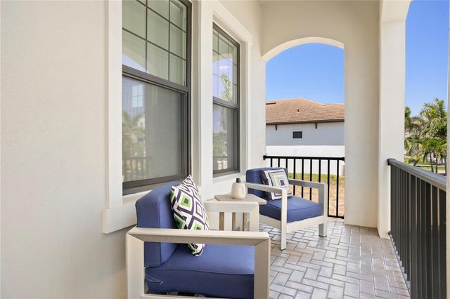 916 SEAGRAPE DRIVE, Ruskin, FL 33570