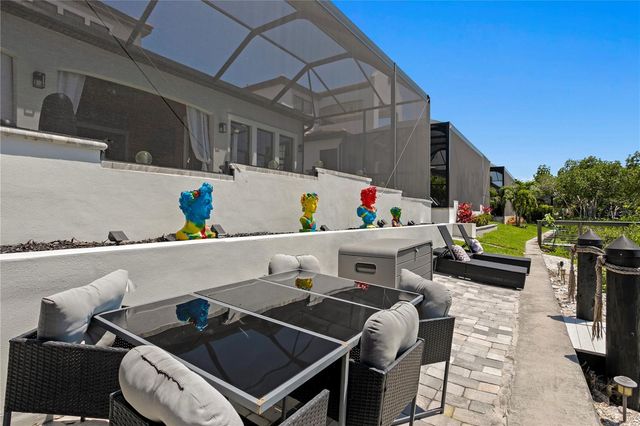 916 SEAGRAPE DRIVE, Ruskin, FL 33570