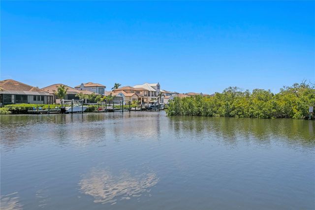 916 SEAGRAPE DRIVE, Ruskin, FL 33570