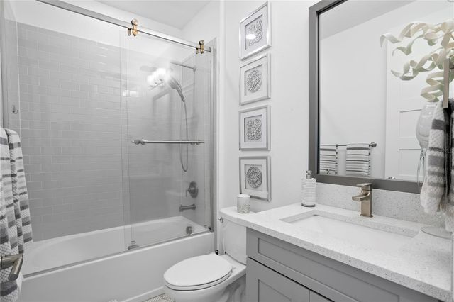 916 SEAGRAPE DRIVE, Ruskin, FL 33570