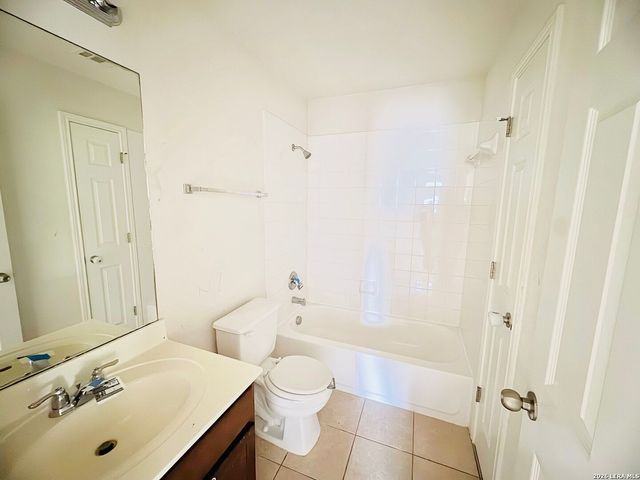 11822 Lemonmint Pkwy, San Antonio, TX 78245