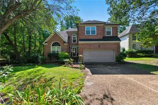 6312 Lamplight CT, Suffolk, VA 23435