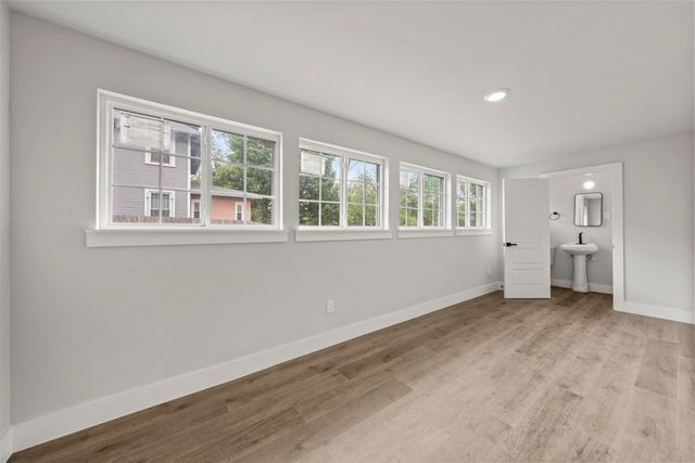 900 N 22nd Street, Waco, TX 76707