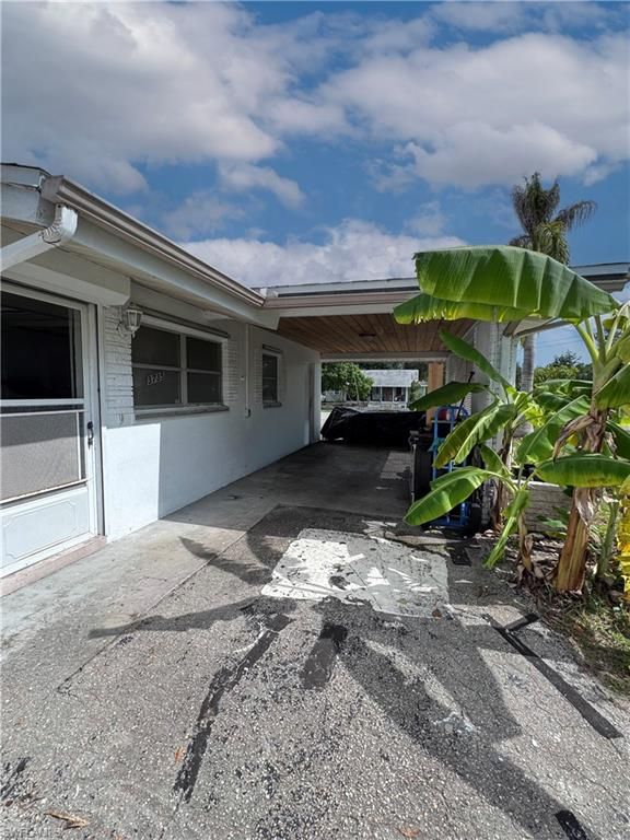 3735 Kelly ST, FORT MYERS, FL 33901 — photo 3