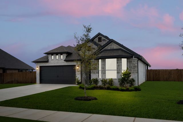 121 Grey Wolf Court, Godley, TX 76044