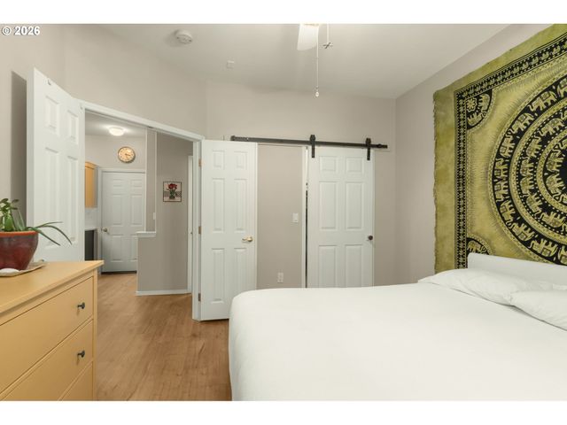 1211 Ne 64TH Ln 702, Hillsboro, OR 97124