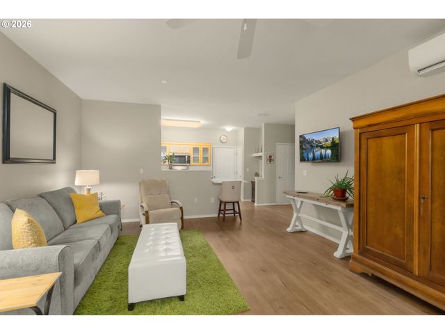 1211 Ne 64TH Ln 702, Hillsboro, OR 97124