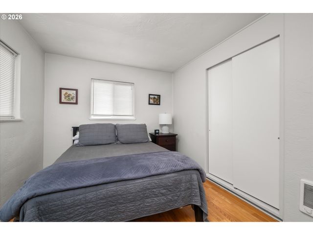 590 FLAMINGO Ave, Springfield, OR 97477