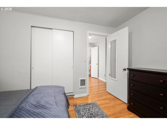 590 FLAMINGO Ave, Springfield, OR 97477