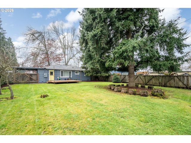 590 FLAMINGO Ave, Springfield, OR 97477