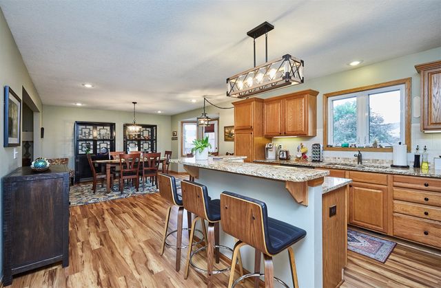 1002 SE 8th Street, Ankeny, IA 50021