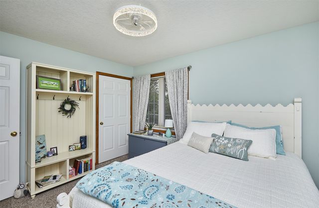 1002 SE 8th Street, Ankeny, IA 50021