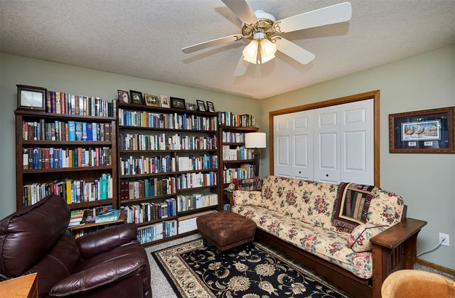 1002 SE 8th Street, Ankeny, IA 50021
