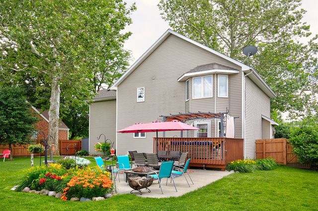1002 SE 8th Street, Ankeny, IA 50021