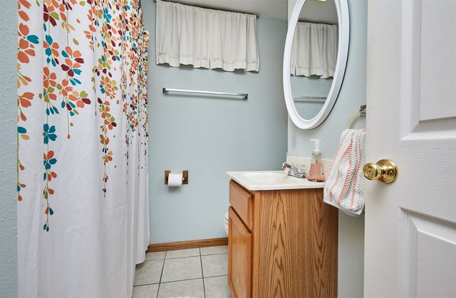 1002 SE 8th Street, Ankeny, IA 50021