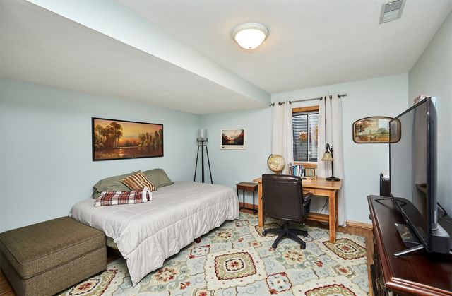 1002 SE 8th Street, Ankeny, IA 50021