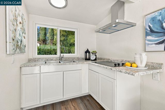101 Hope Ln, Danville, CA 94526