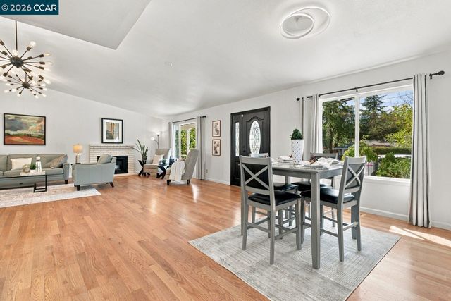 101 Hope Ln, Danville, CA 94526