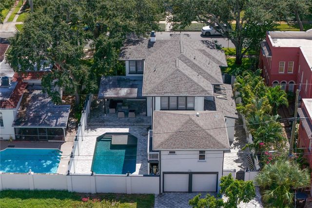 515 20TH AVENUE NE, St Petersburg, FL 33704