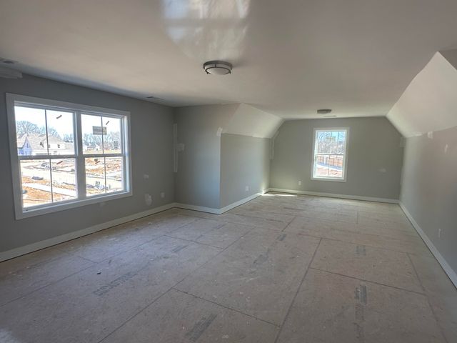 5287 BUTTERCUP LN, Lakeland, TN 38002